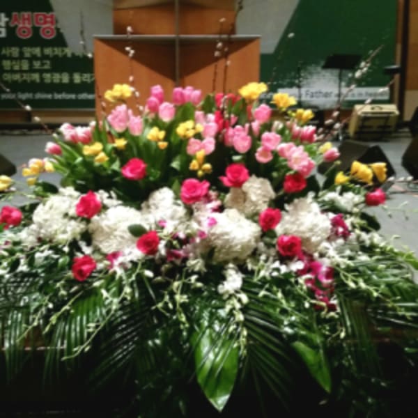 PODIUM ARRANGEMENT 97 [TTPOD97]