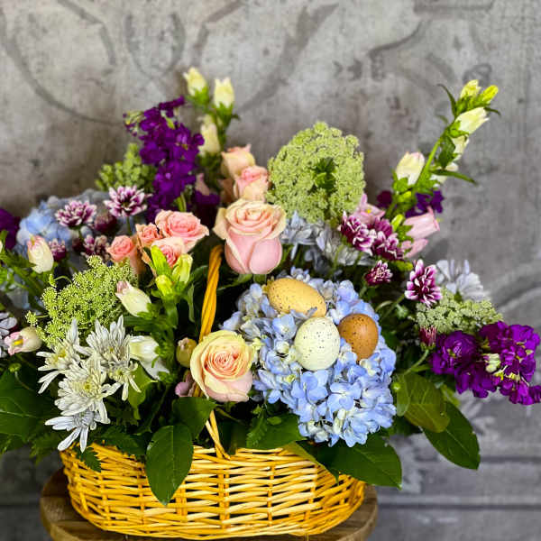 The De La Flor Easter Basket