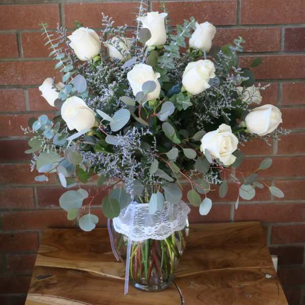 Classic White Dozen Roses
