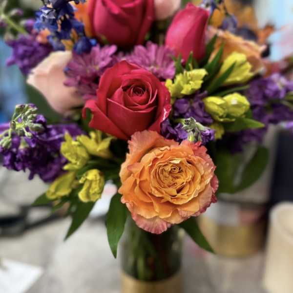 GOLD DIPPED TREASURES BOUQUET