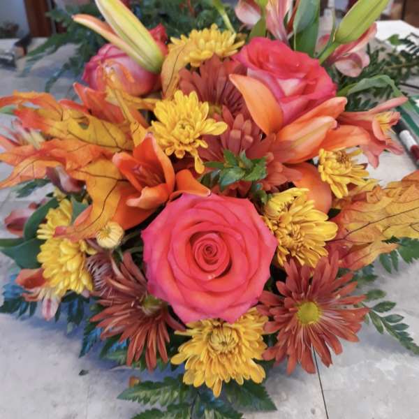 WOODLAND TRAIL DISH ARRANGEMENT