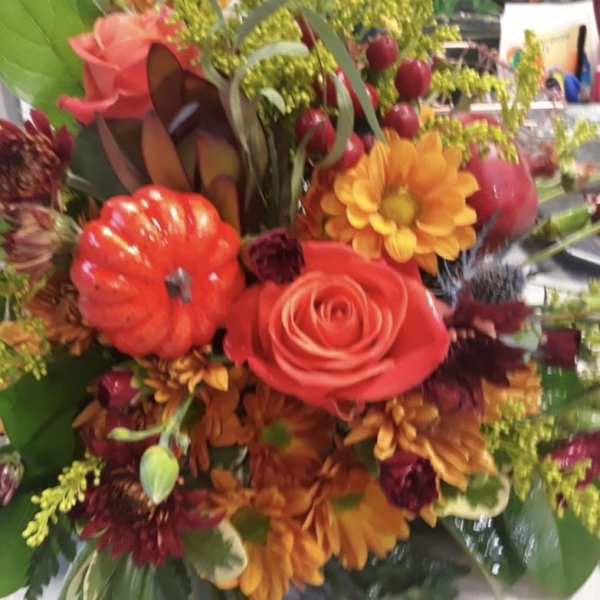 PUMPKIN SURPRISE CORNUCOPIA