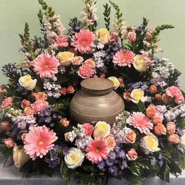 Pastel Urn Wreath U27