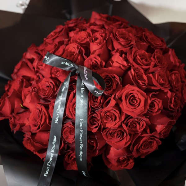 100 RED ROSES BOUQUET