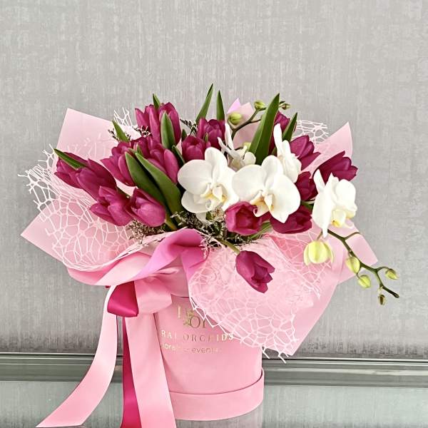 Tulips & Orchids in a box ™
