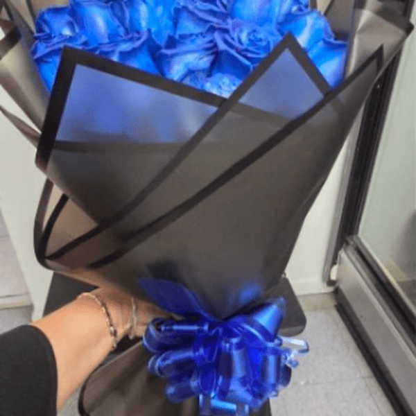 Blue rosas