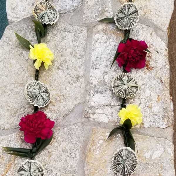 Pua Cash Ti-leaf Lei