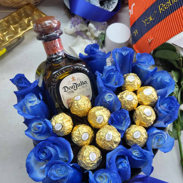 Blue Rosas and 1 tequila