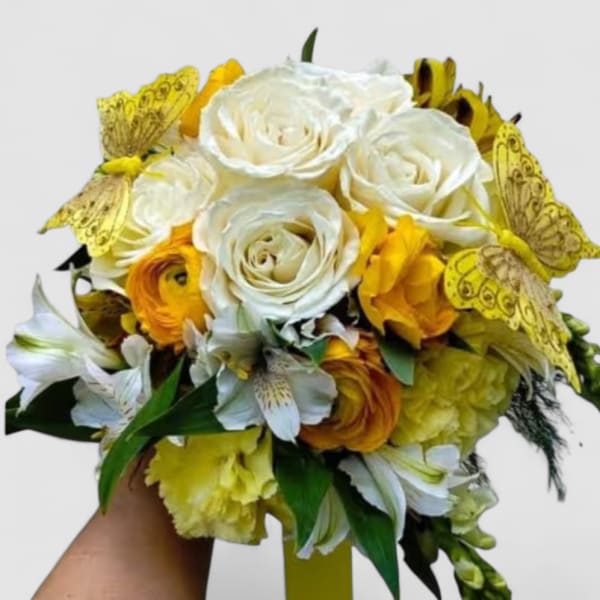 Round bouquet of white roses with yellow flowers and yellow butterfly decorations