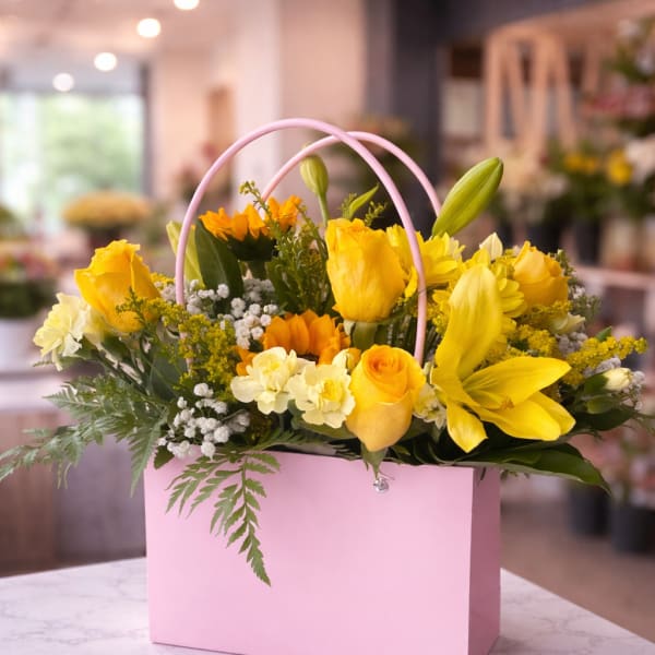 Flower arrangement purse