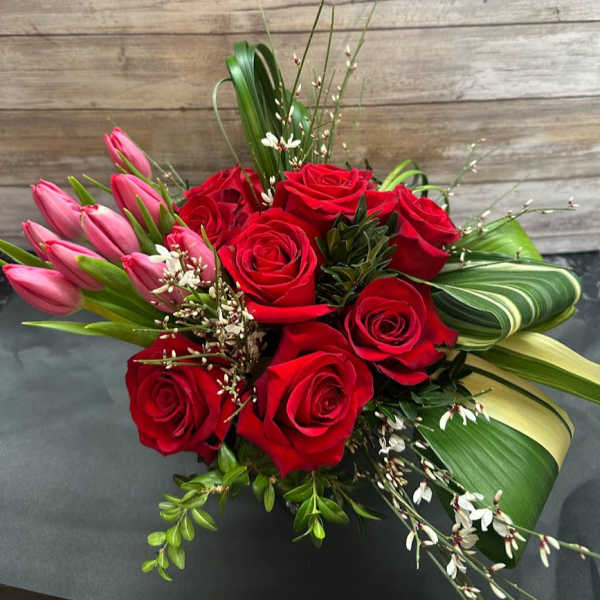 Roses & Tulips