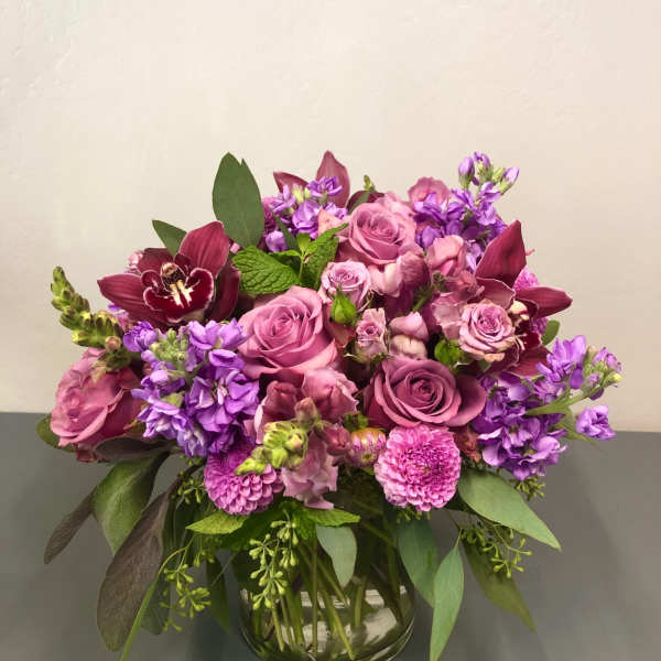 Seasonal mixed bouquet