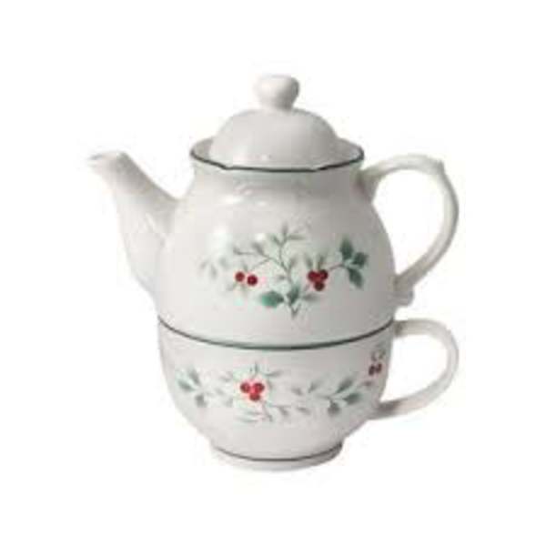 Pfalsgraf Winterberry Tea Pot for one