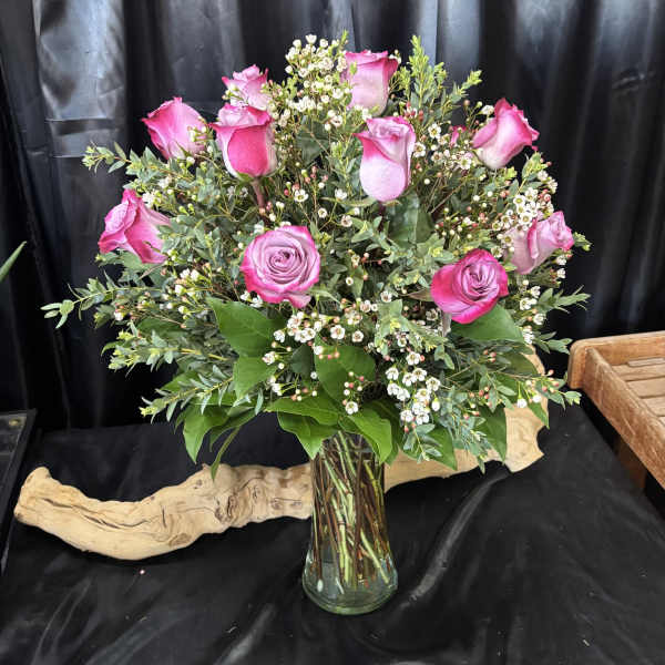 1 Dozen Lavender Long Stem Roses