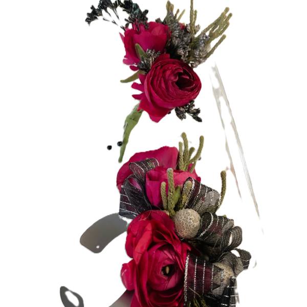 wristlet and boutennier combo