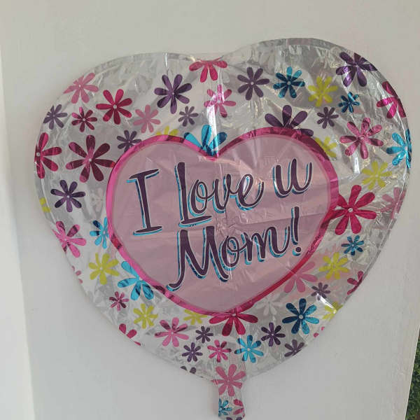 I Love You Mom Mylar Balloon (218)
