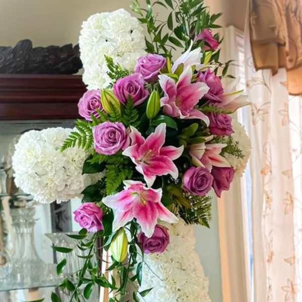 Cross Sympathy Spray (White and Pink)