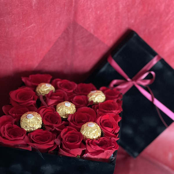Forever Yours Velvet Rose Box