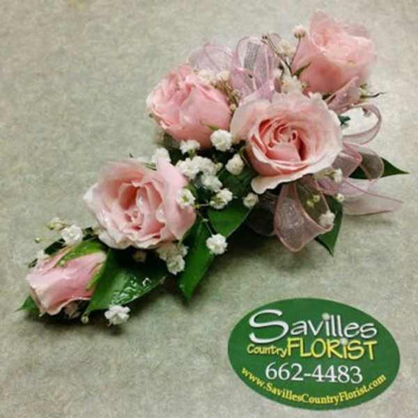 Corsage 5 Pink spray Roses