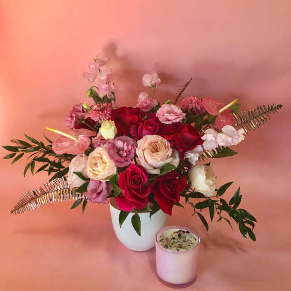 Miss Daisy Valentine's Day Gift Set - Florals + Candle