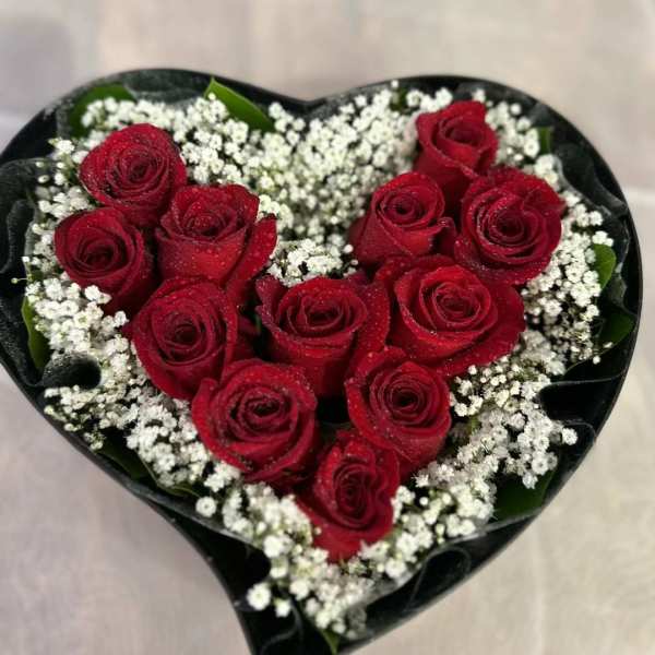 Stunning Heart Roses Box