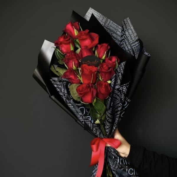 Romantic Hand Bouquet