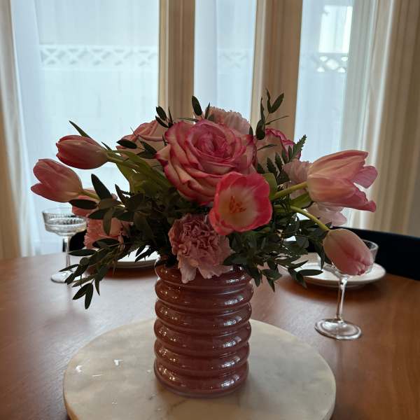 Galentine's Dinner Florals