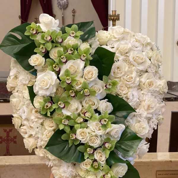 Large Heart Sympathy Arrangement