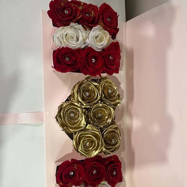 box Mom flowers preserved