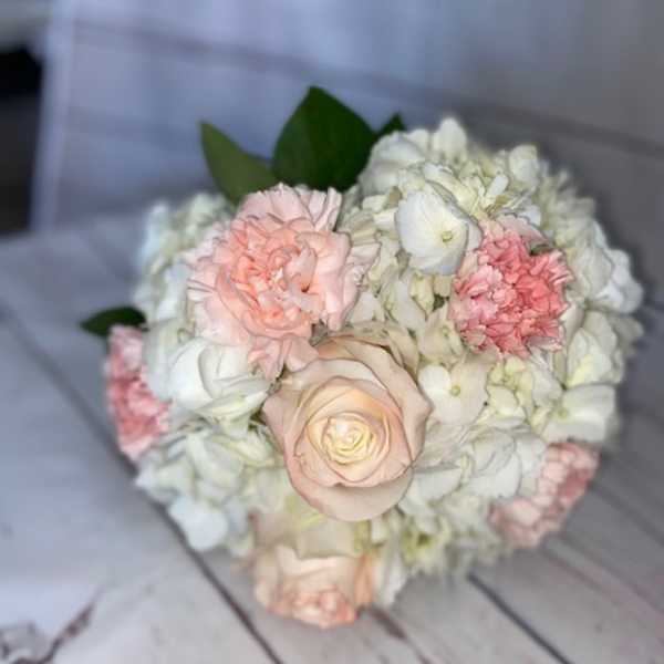 Bride Round Mixed Bouquet