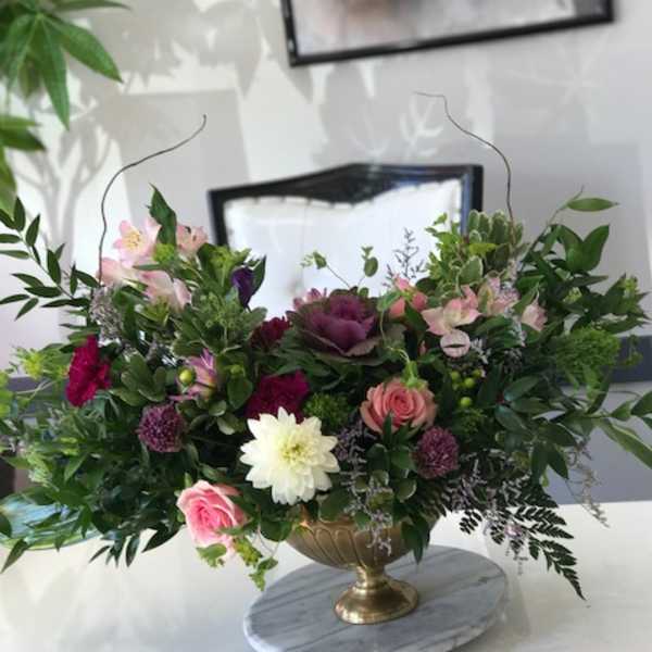 Sided modern arrangement