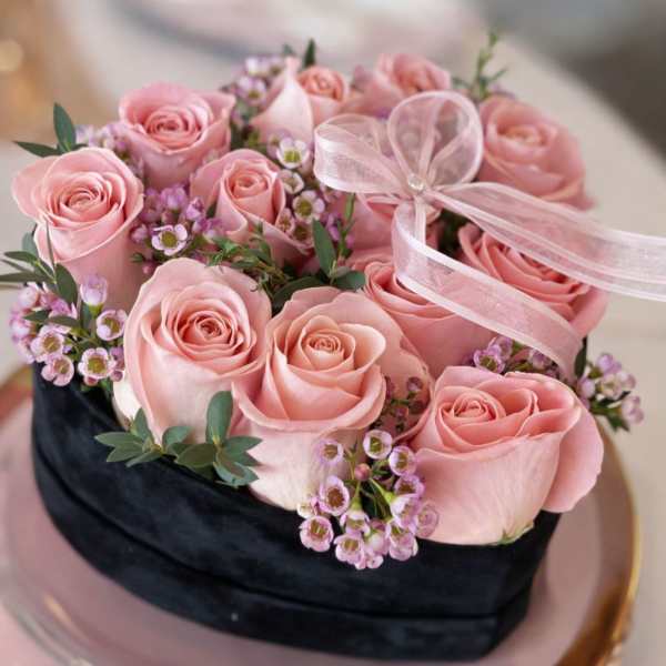 Pink Garden Style Rose Box