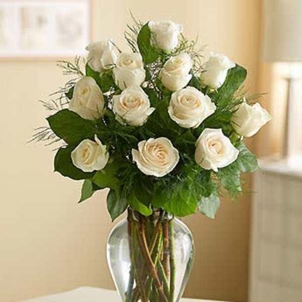 One Dozen White Roses Arranged