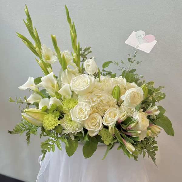 Ivory Serenity by Tiffany's Blooms