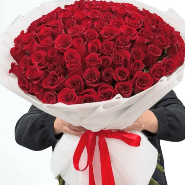 Burgundy Crush 100 Red Roses