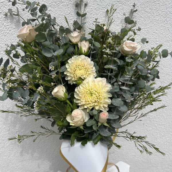 Sweet Dahlia Bouquet