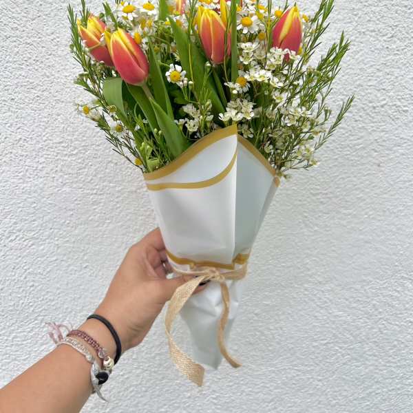 Sunburst Tulip Bouquet