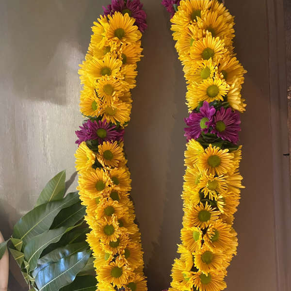 Chrysanthemum Garland
