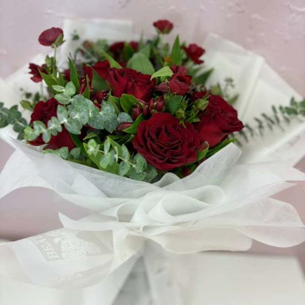 bouquet of the day Premium Flower Arrangement – OC Florist Near Me