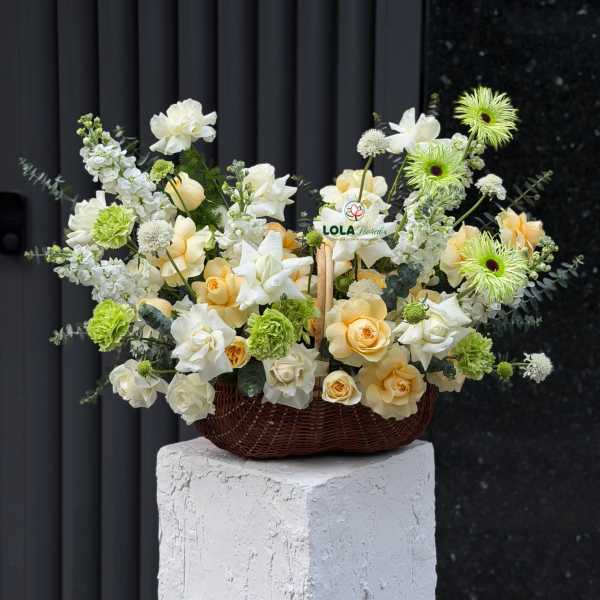 Yellow and White roses