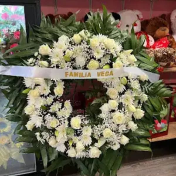 White Sympathy Wreath