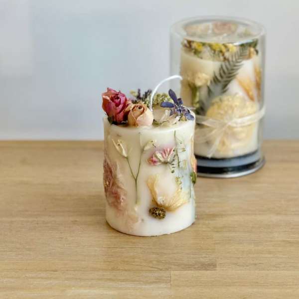 Dry Flower Candle