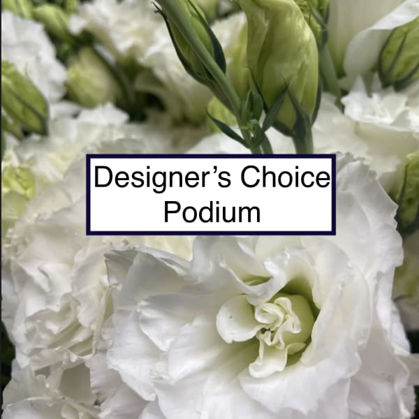 White lisianthus blooms with green buds