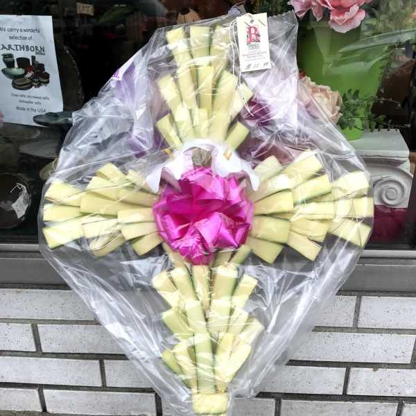 Palm Crosses *FOR PICK UP OR LOCAL DELIVERY ONLY*