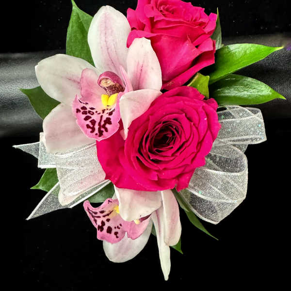 Eastern Star Corsage #4 Spray roses and orchids **NOT FOR PROM