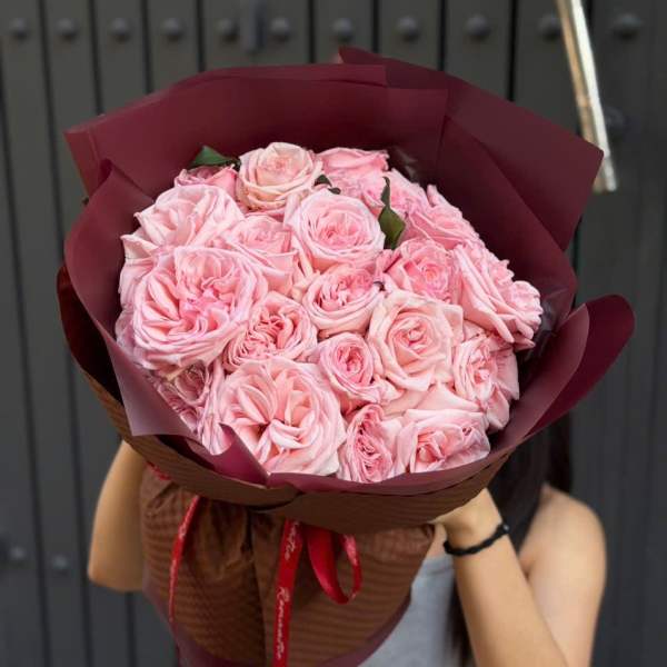 Hand Wrapped Bouquet 03