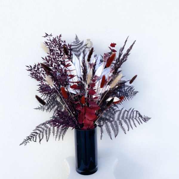 Dark Romance - Dried Flower Arrangement