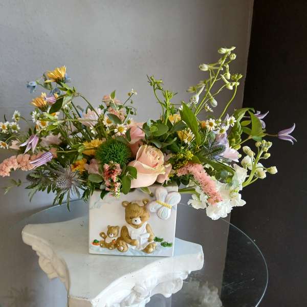 #714 Designer's Choice Vase Arrangement