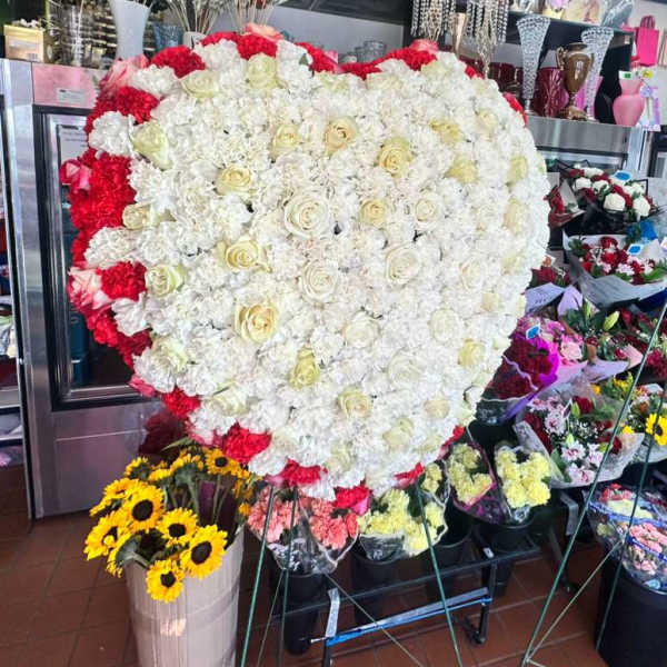 Extra Large Jumbo Heart Arrangement