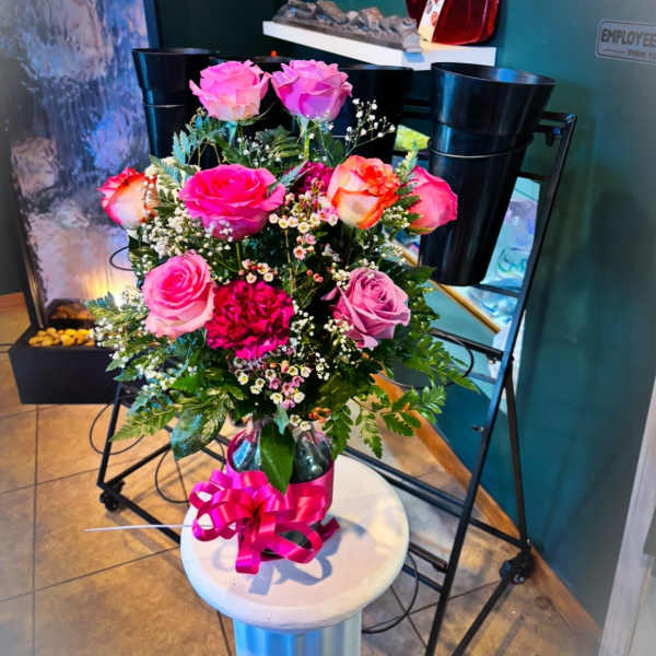 Elegant Pink Rose & Carnation Vase Arrangement